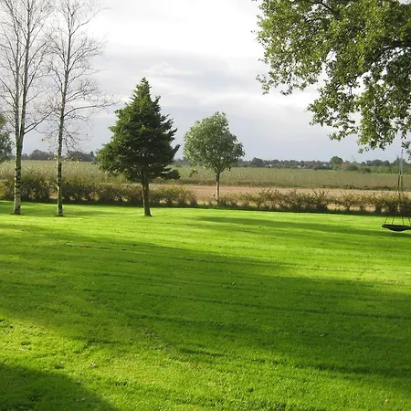 Semesterbostad Mersted House