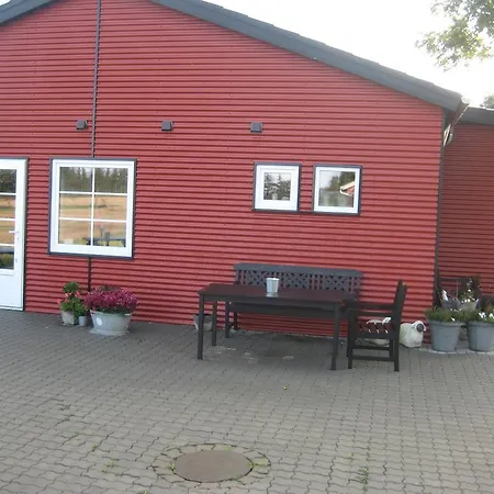 Semesterbostad Mersted House *