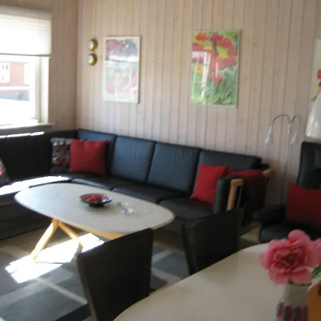 Semesterbostad Mersted House *