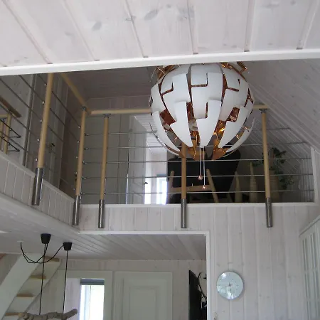 Semesterbostad Mersted House