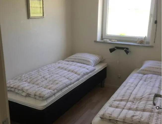 Дом отдыха Mersted House Тённер