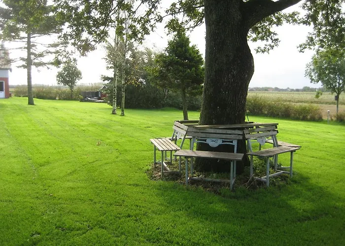 Дом отдыха Mersted House