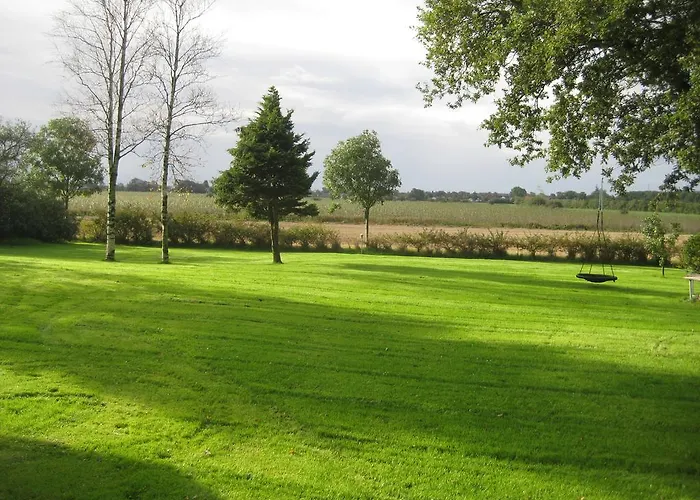 Дом отдыха Mersted House