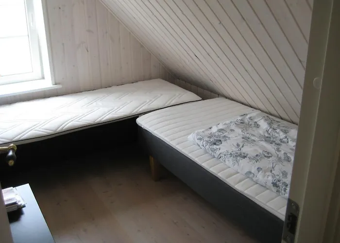 Mersted House Тённер