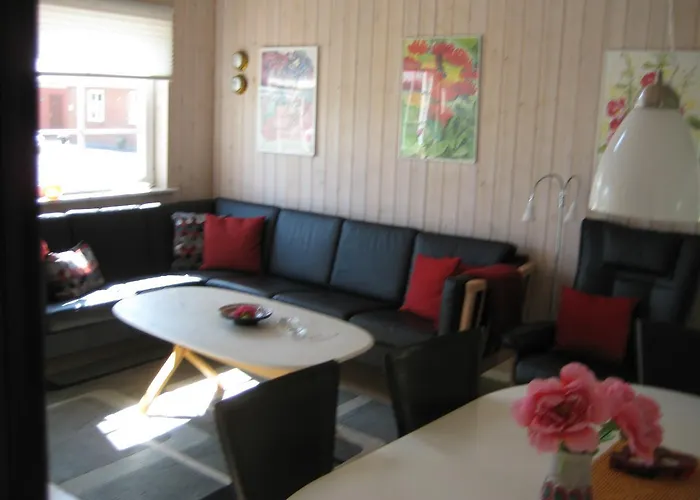 Дом отдыха Mersted House *